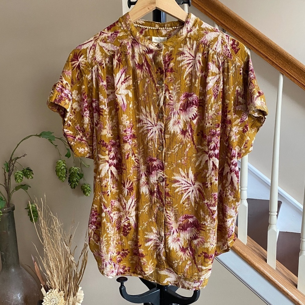Pilcro by Anthropologie Floral Button Up Top Blouse Size Small Medium (S/M)